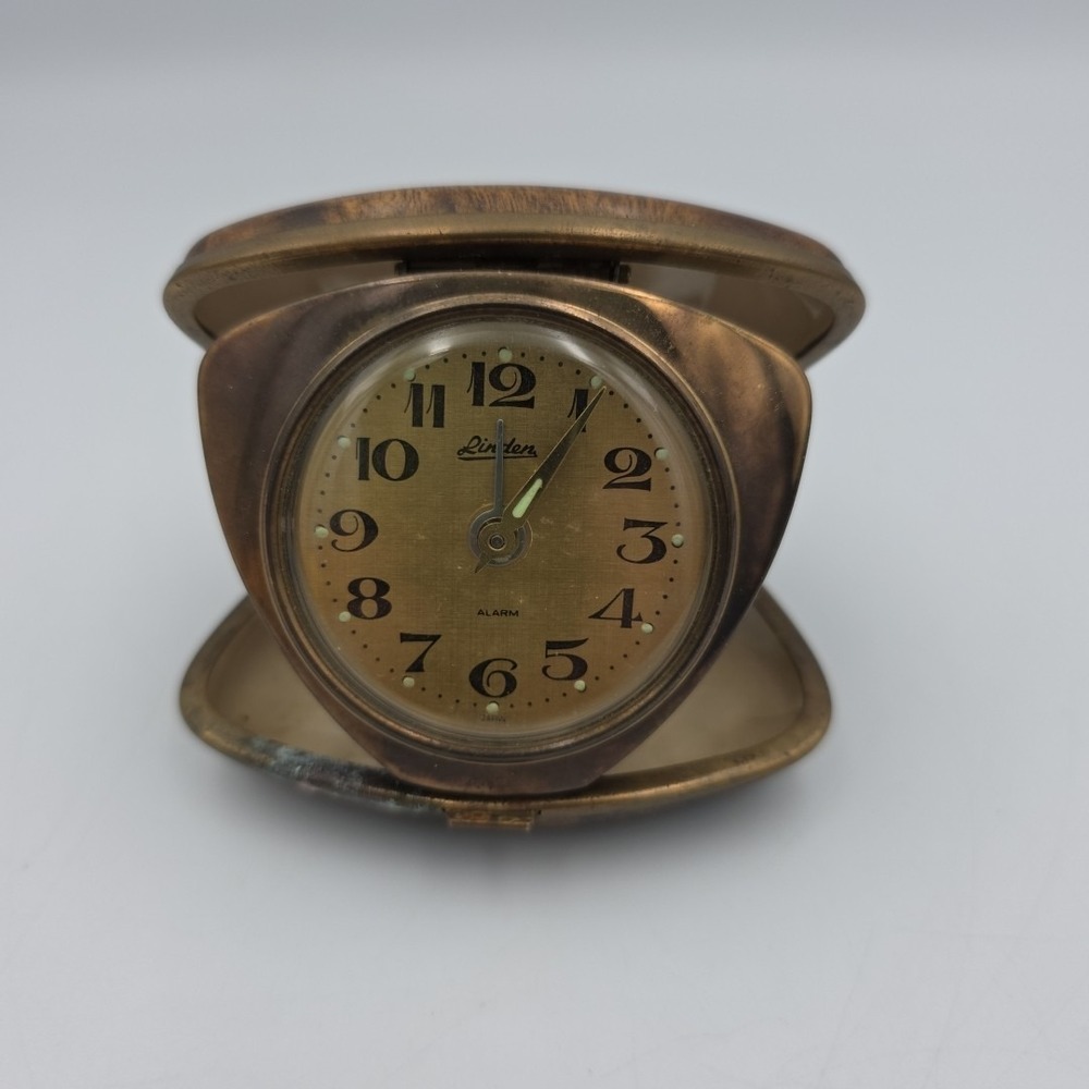 Vintage Triangle Linden Clam Shell Clasp Wind Up Travel Alarm Clock Japan Brass